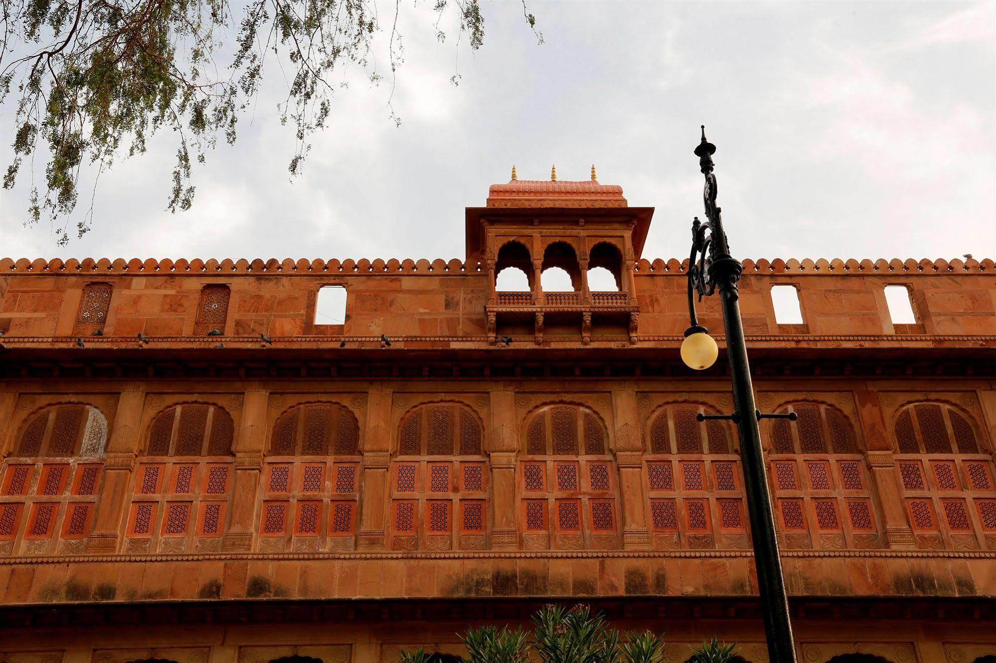 The Lallgarh Palace A Heritage Hotel 比卡内尔 外观 照片