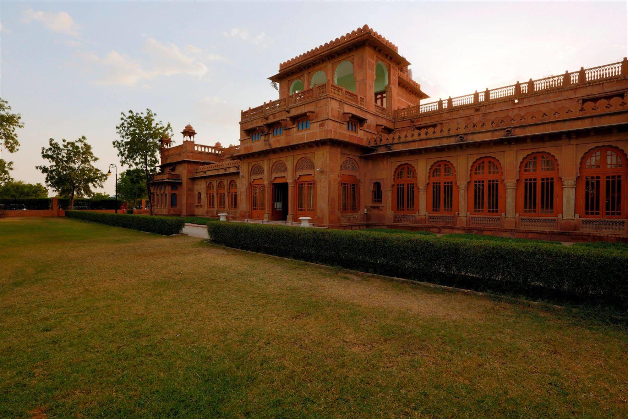 The Lallgarh Palace A Heritage Hotel 比卡内尔 外观 照片